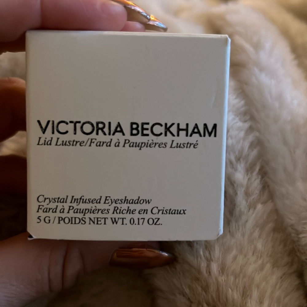 Victoria Beckham Lid Lustre “Mirror”